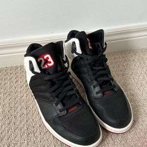 nike air jordan sneakers